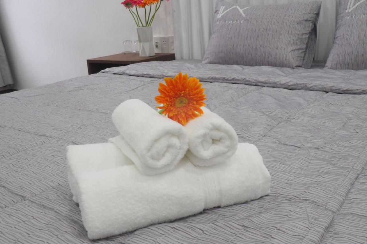 Ivy House Hotel Хуе Екстериор снимка